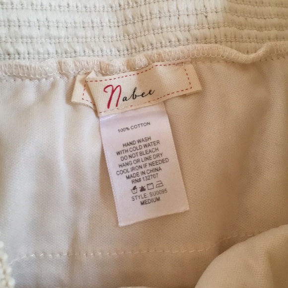 White Lace Skirt - Picture 2 of 2